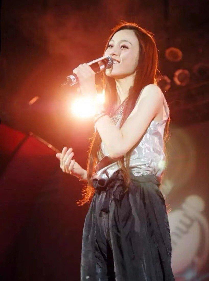 #十月来杭州看王力宏潘玮柏# 大家一定不要错过10月20日潮流音雄演唱会杭州站，