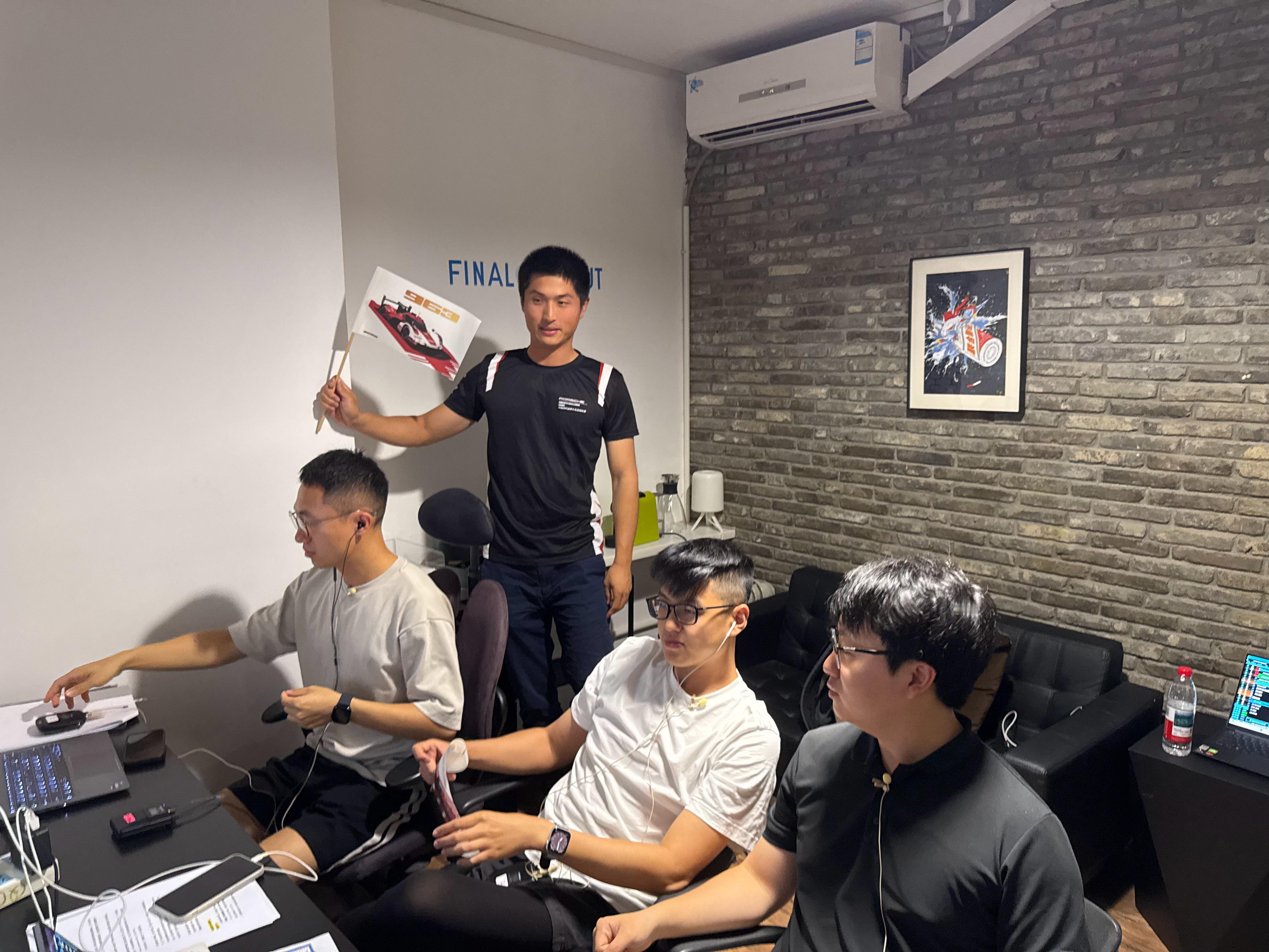 第8次勒芒24小时耐力赛解说✅完美的结局！祝贺叶一飞首夺勒芒24小时全场冠军👏