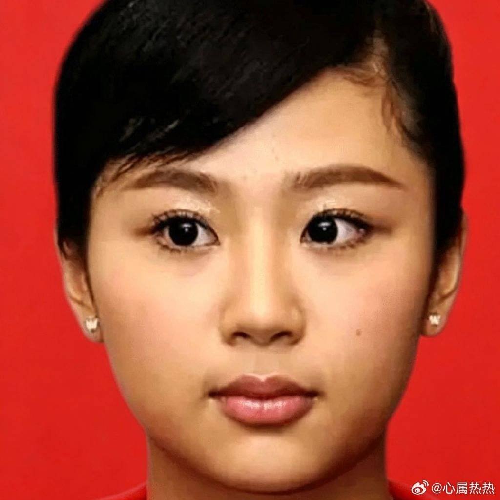 给顶流云包场即获得高位正向热搜宣传位这个道理谁还不懂吗？ 