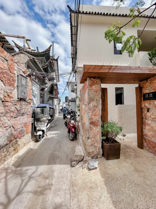 大理民宿推荐 | 看洱海日出超方便！！