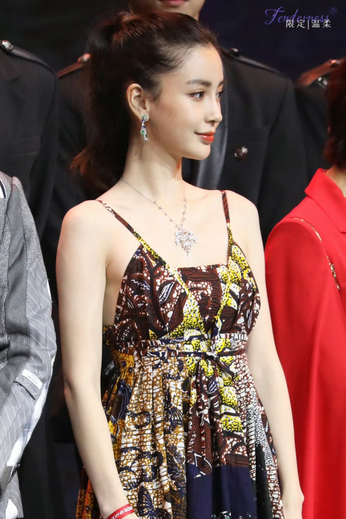angelababy angelababy “𝓨𝓸𝓾 𝓶𝓾𝓼𝓽 ?