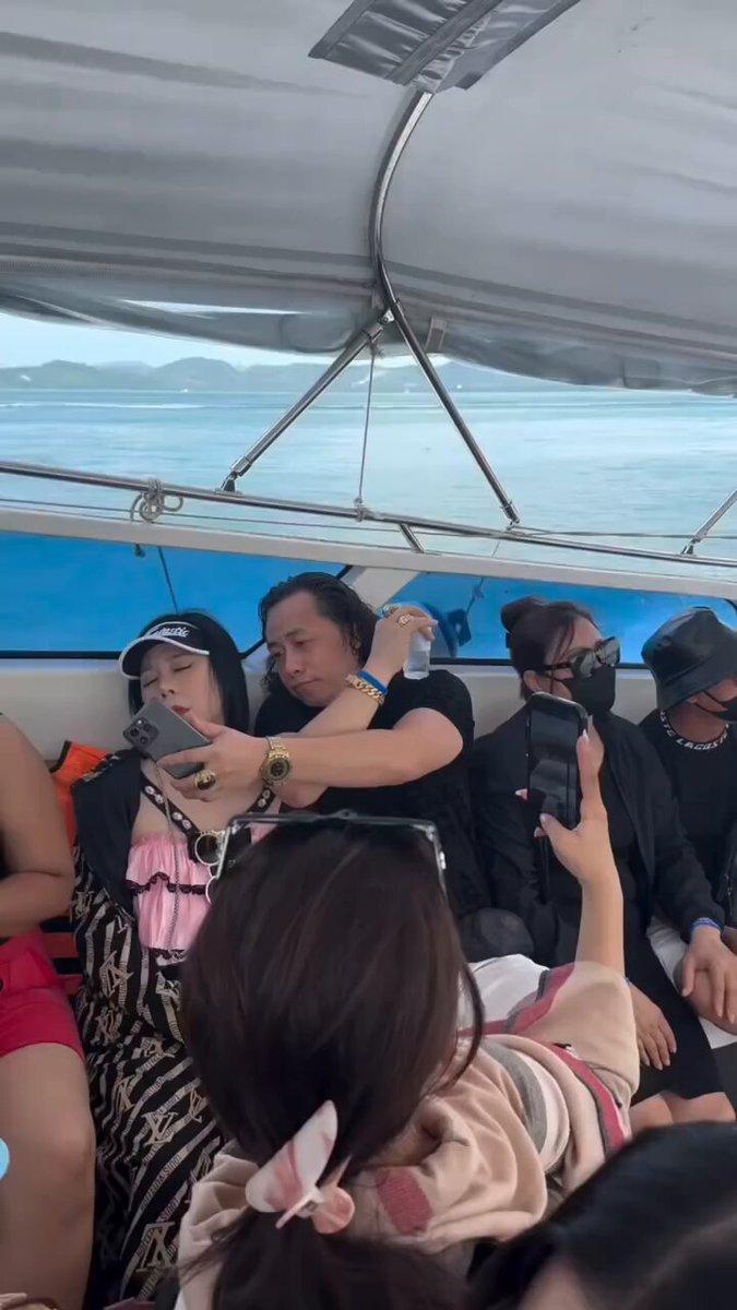 一段出海随手拍下的视频，没想到成了一船人最后的画面。
 
2026年7月11日越