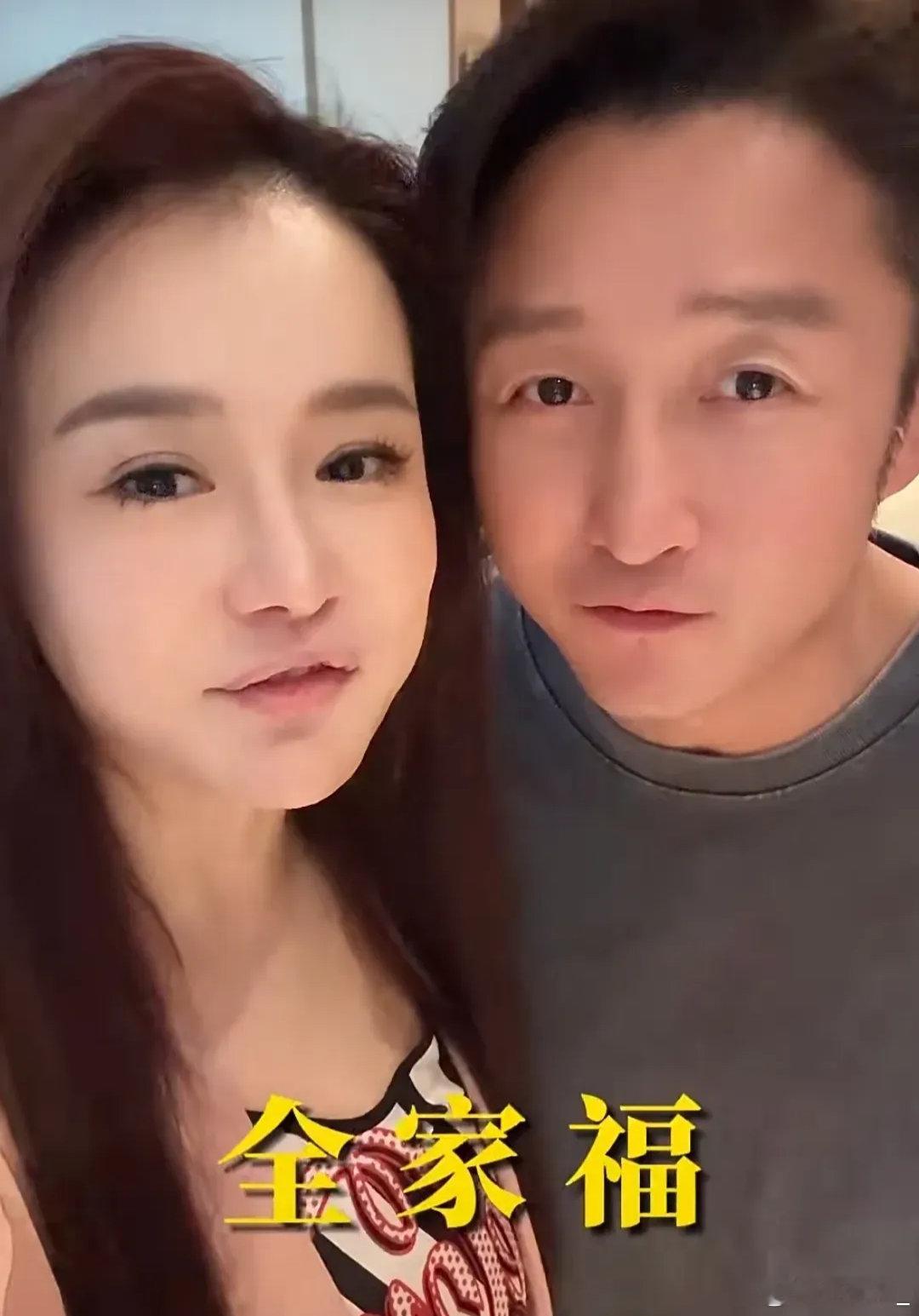 邹市明icon冉莹颖一家7口人拍全家👨‍👩‍👧福，姥姥👵🏻和奶奶👵?
