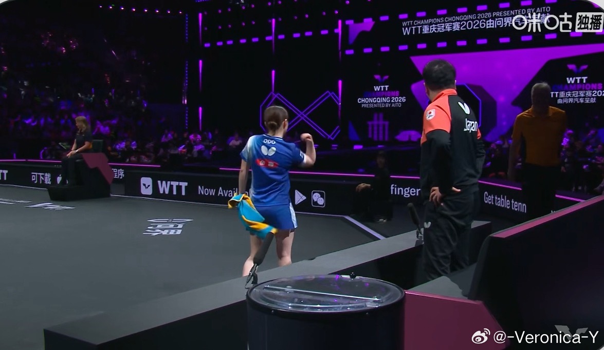 大藤沙月意外拉伤了右肩现在医疗暂停了 