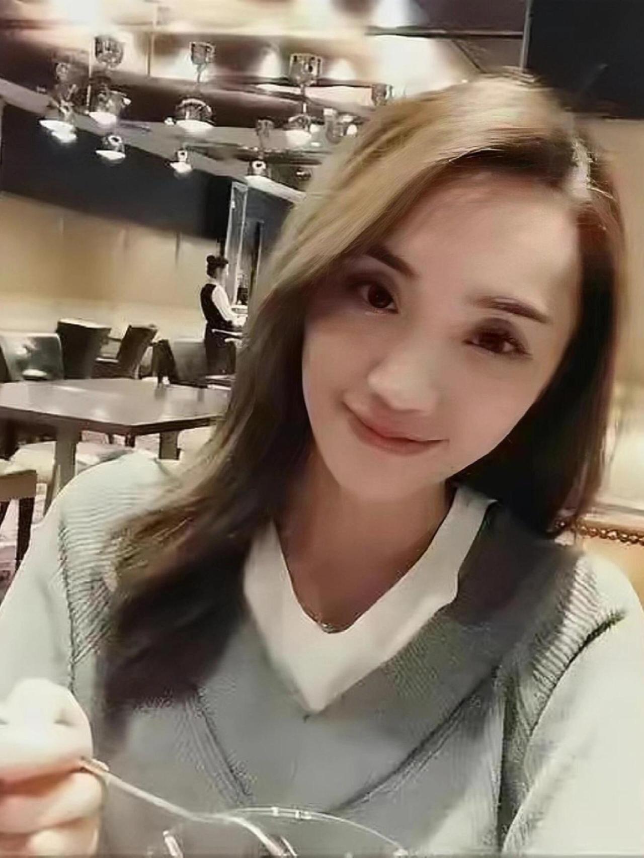 黄曦宁能成为胡歌妻子，核心是八点契合，是长久陪伴与灵魂适配的双向选择
 
一、八