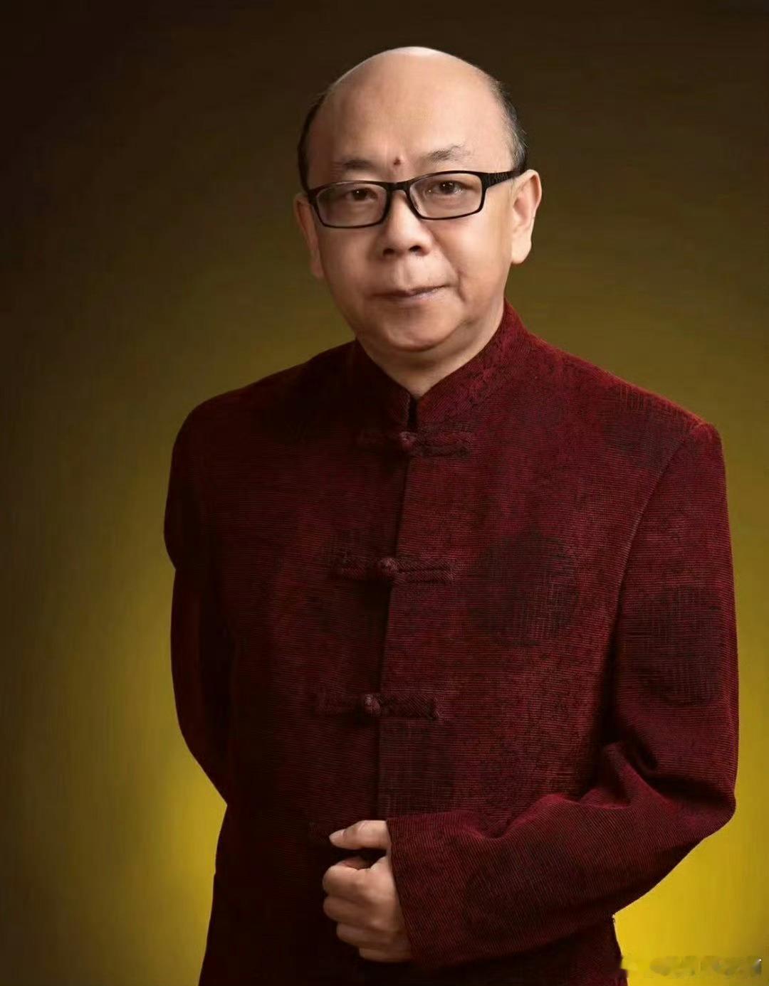 五官生克歌（柳泉摄）耳有垂珠鼻有梁，金水相生主大昌；眼明耳好多神气，若不为官富更