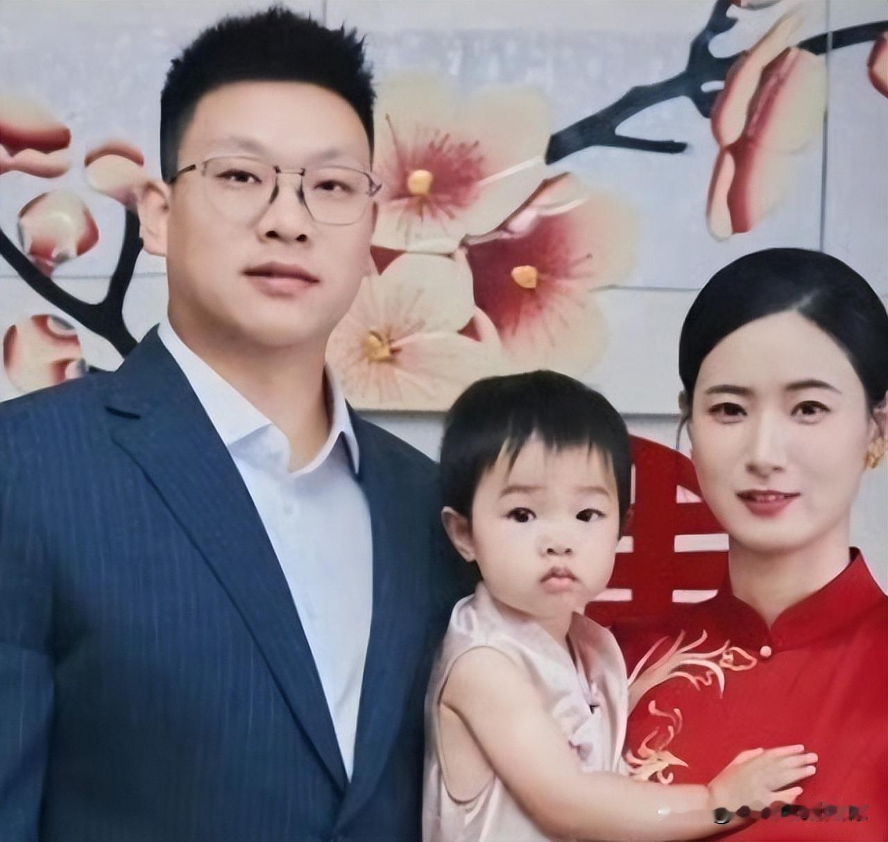 陪孙颖莎征战多年的翔哥办婚礼！

孩子都好几岁，婚宴却迟到好几年
 
不少乒乓球