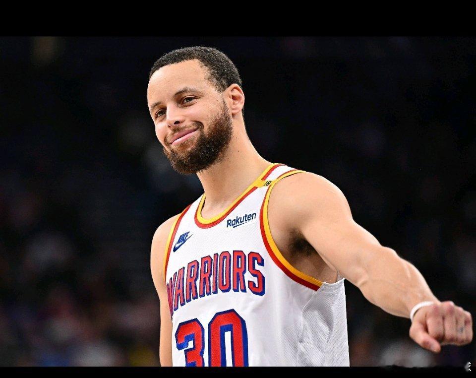 黄蜂vs勇士1月18日讯 今日NBA常规赛勇士136-116击败了黄蜂，勇士今日