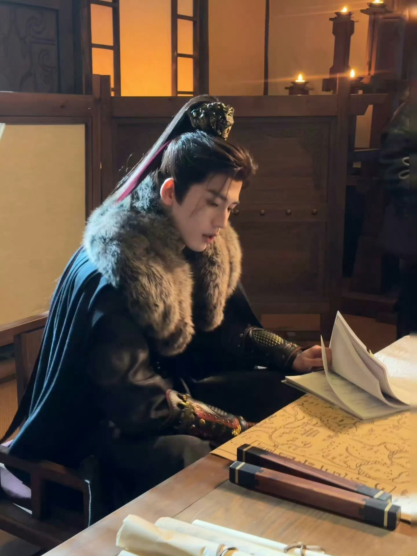 张凌赫ins涨粉数据张凌赫海外人气再创新高家人们谁懂啊！张凌赫海外人气直接鲨疯了