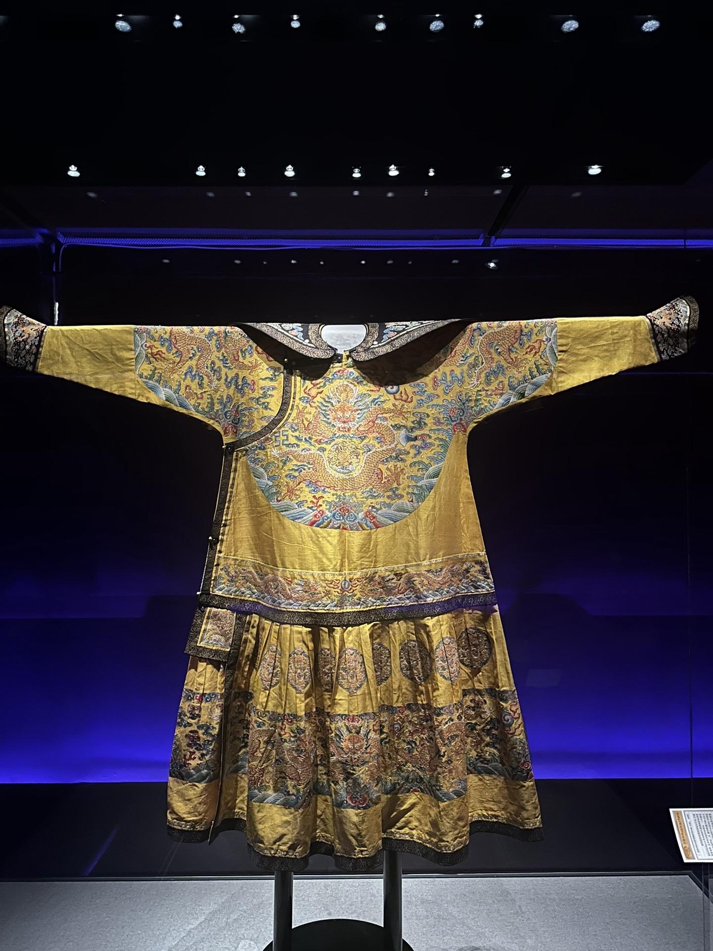 乾隆皇帝夏朝服