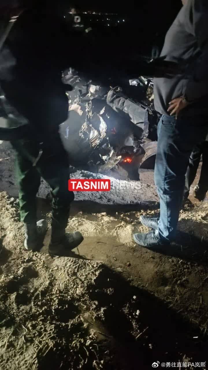 好么，前面那个所谓F-16残骸基本可以排除了发动机喷口的特殊结构和弹翼截面，包括