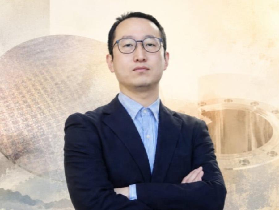 华为宣布韬定律后，芯片华裔天才果断回国，给了台积电当头一棒！

5 月 25 日