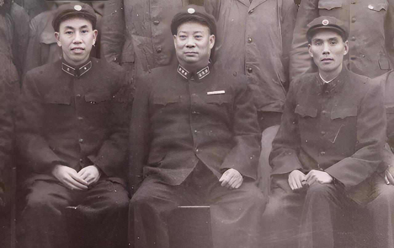 1945年，八路军著名的独臂将军贺炳炎来到延安，参加七大。会议休息时，贺炳炎看见