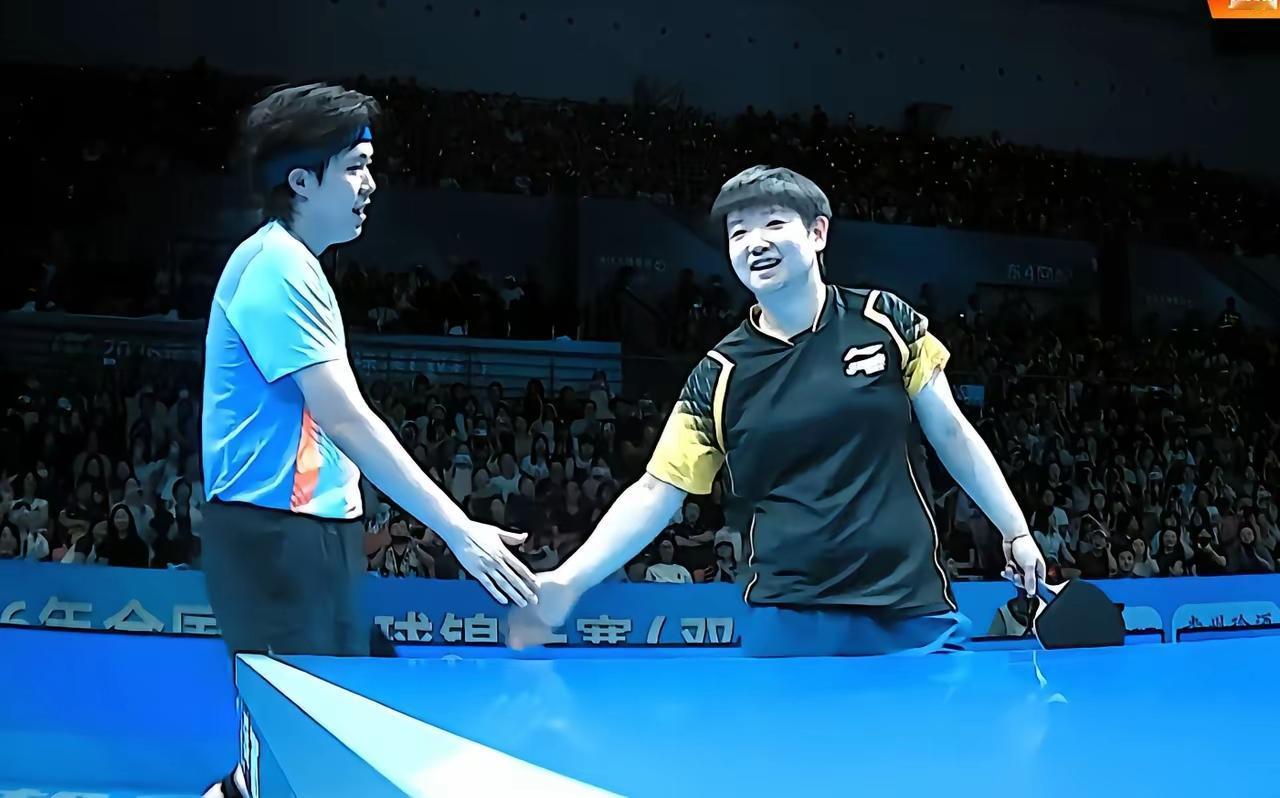 混双五局大战遗憾落败
镜头定格孙颖莎赛后笑容
看完心里瞬间软了下来，不是莎头配合