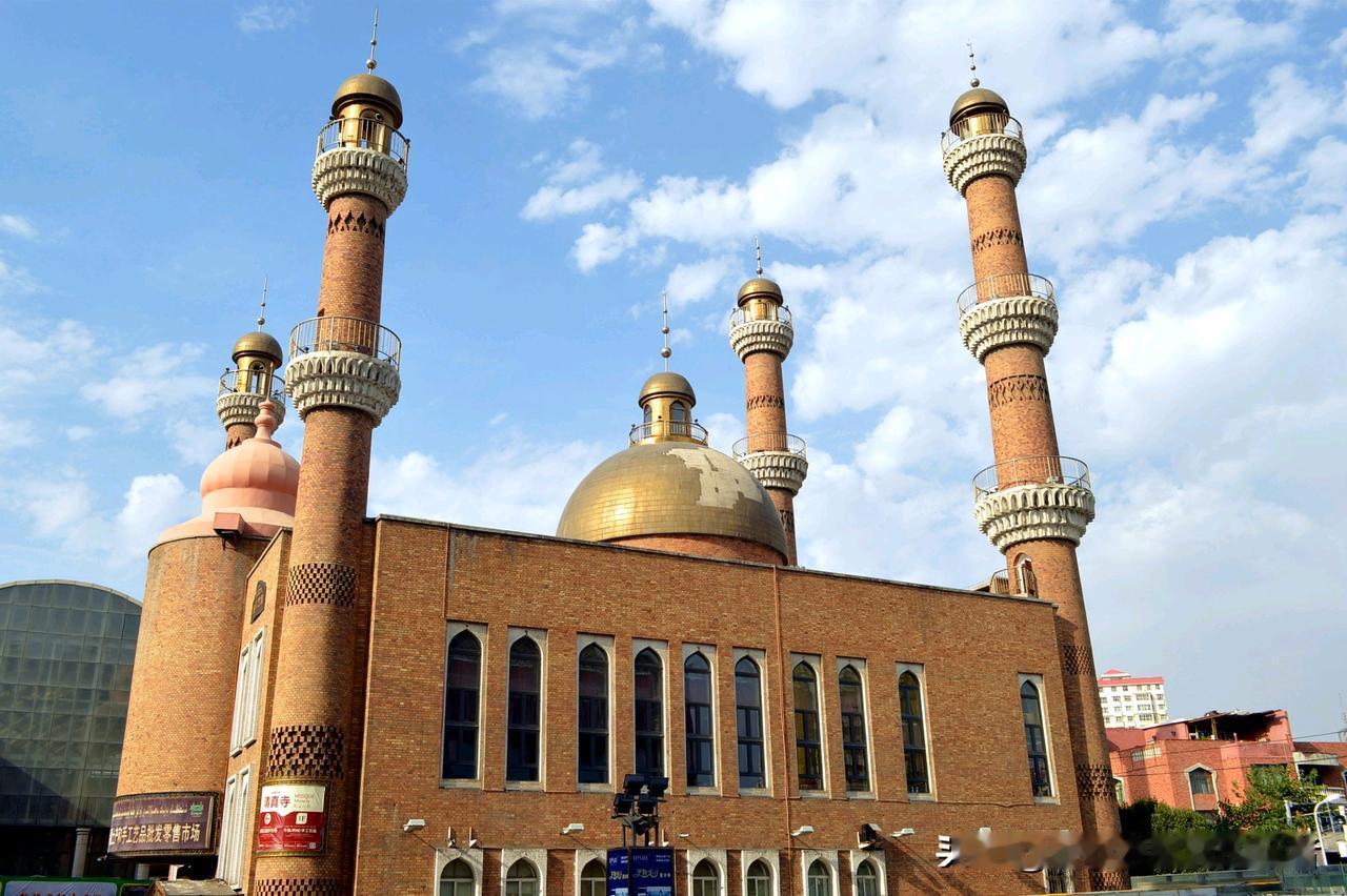 我2026年最想做的一件事，是陪着孩子实现他的心愿。

等到盛夏七月，期盼他能中