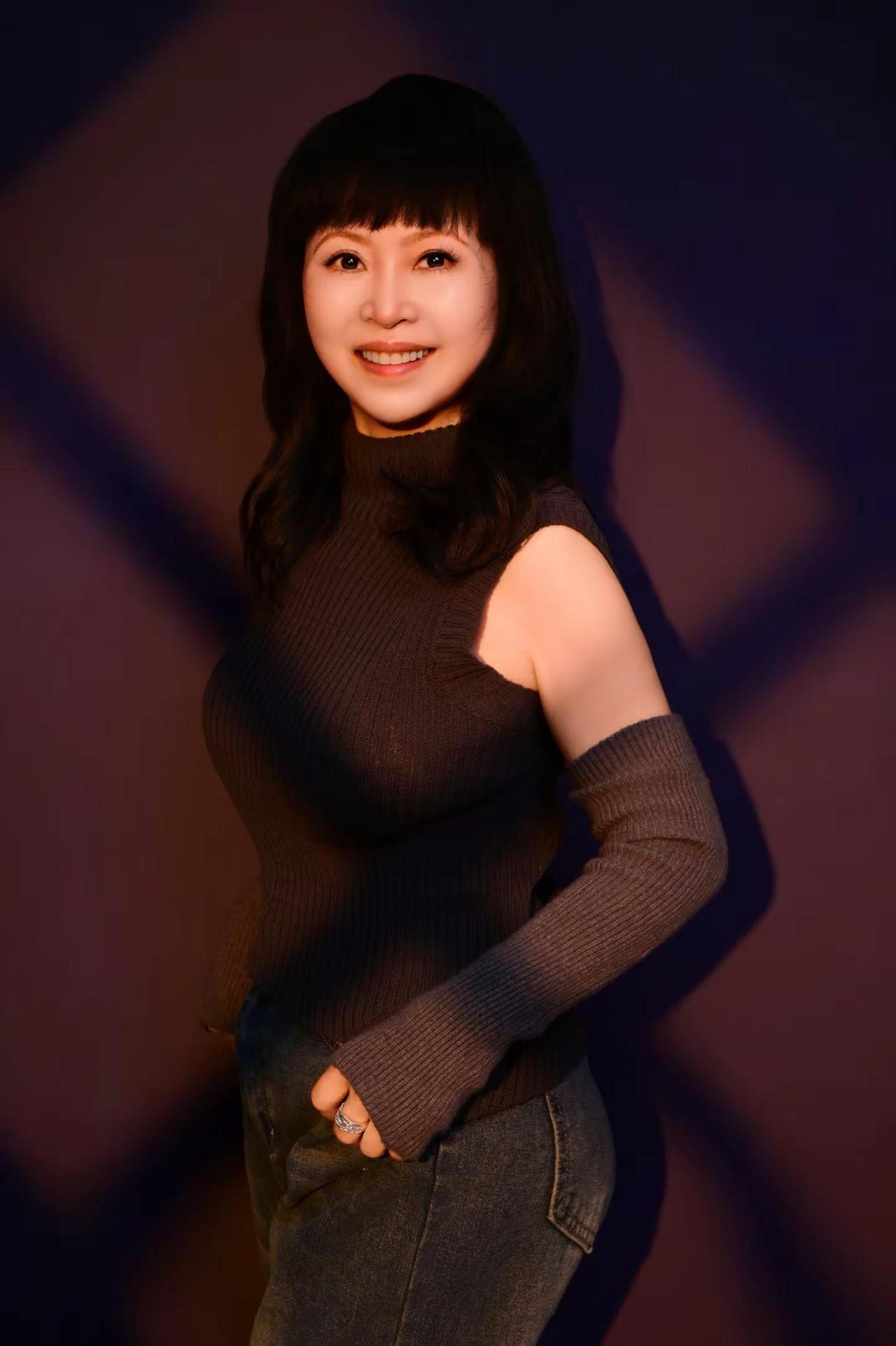 六一儿童节 上热搜 拍花治愈系 咖啡 美女