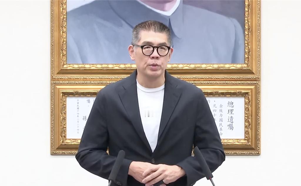 连胜文卖车！连胜文近日做客二手车领域知名YouTuber“小施”的频道，亲自出手