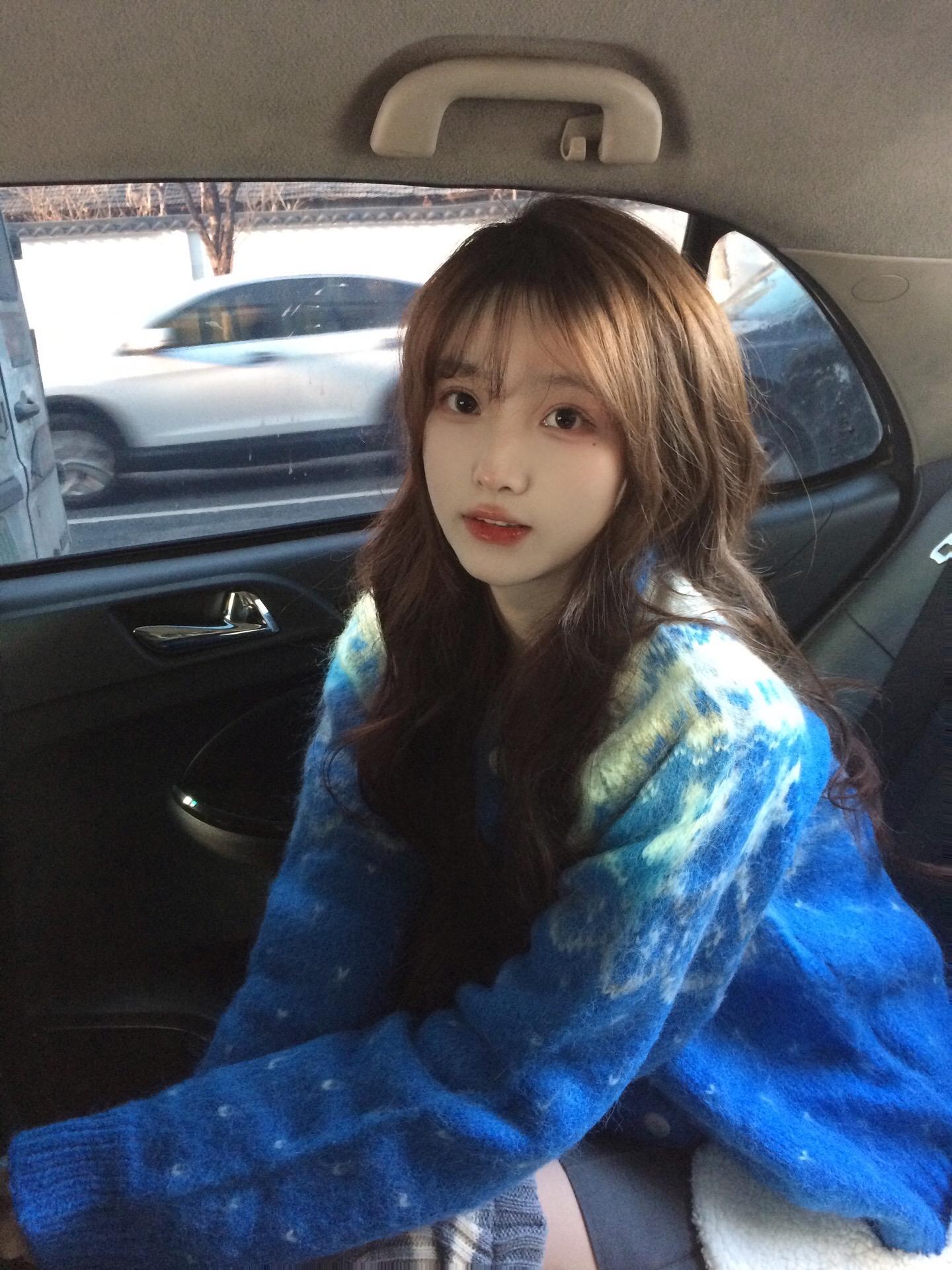 你的笑一尘不染的纯白