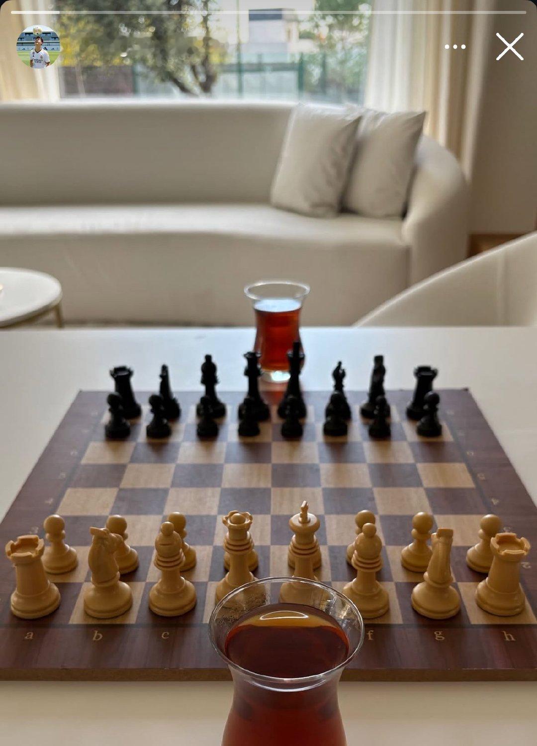 居莱尔的国际象棋时间 