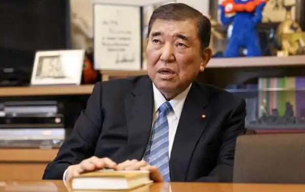 日本前首相石破茂近日接受采访，说了一段在日本政坛相当罕见的话。
 
熟悉日本政坛