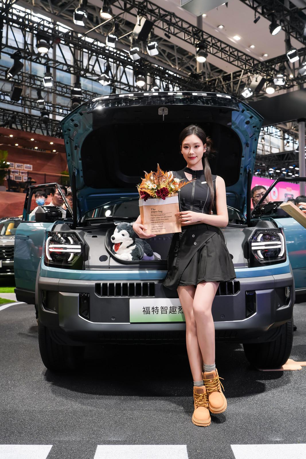 2025广州车展，硬派越野与科技新势力激情碰撞，福特智趣烈马震撼登场！...