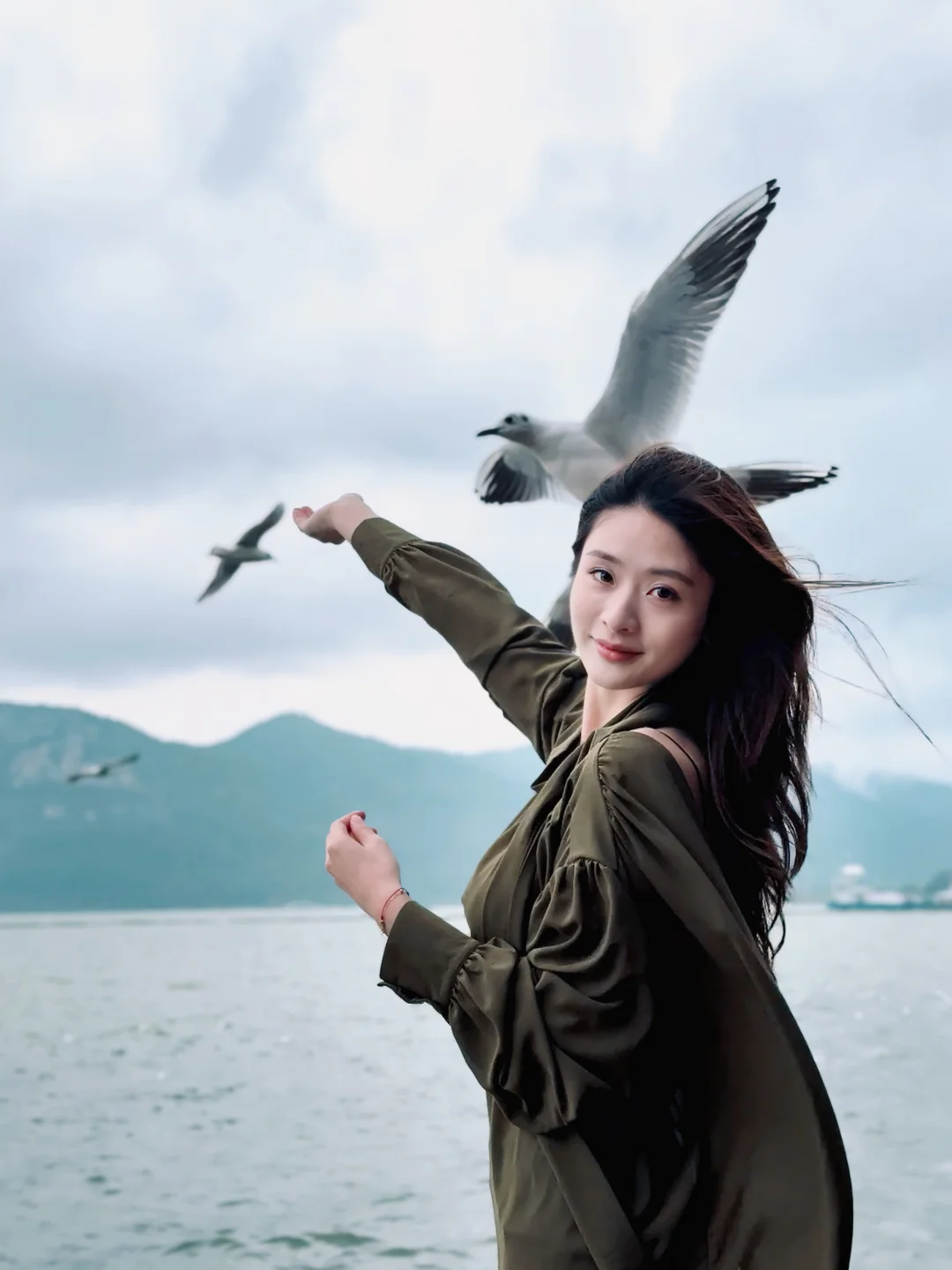 阴天的滇池还是那么美