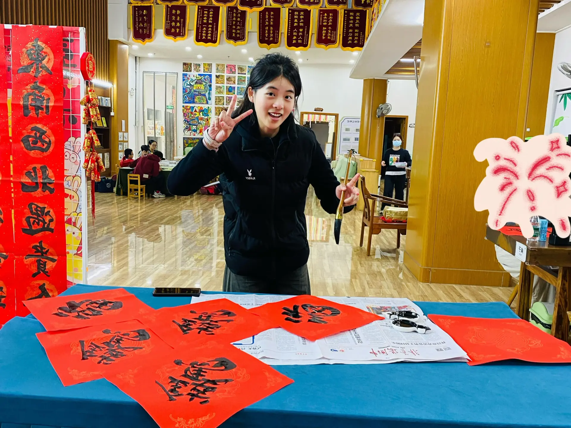 感恩所有支持我的人。承蒙各位长辈、亲友一路相伴支持，我的摆摊小记就此圆...