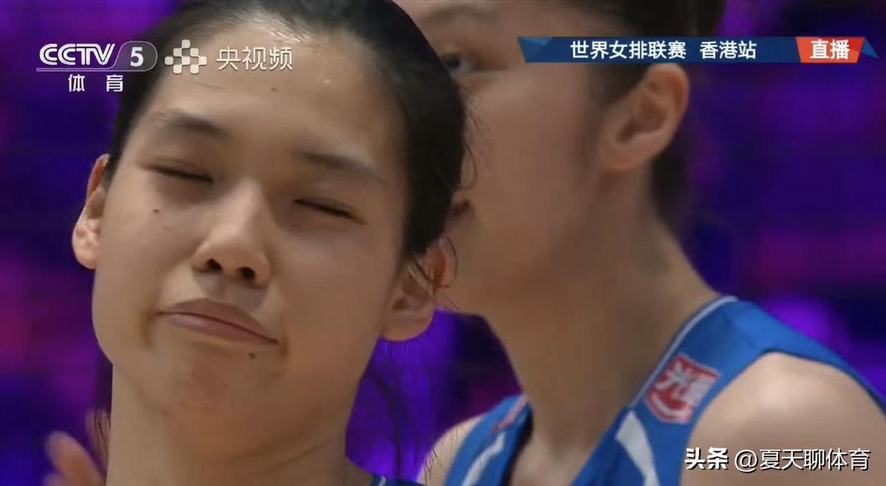 中国女排这场输球真的很窝火！输得非常憋屈！连多米尼加女排都能骑在我们头上拿巨分了