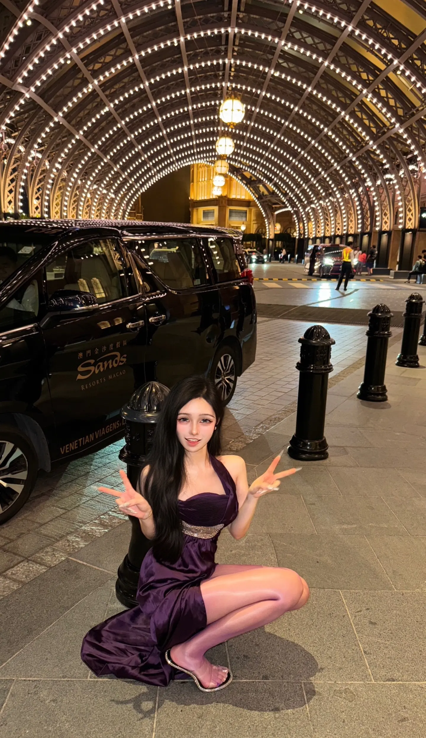 我知道你 小时候喜欢和坏孩子玩 长大了喜欢被坏女人玩