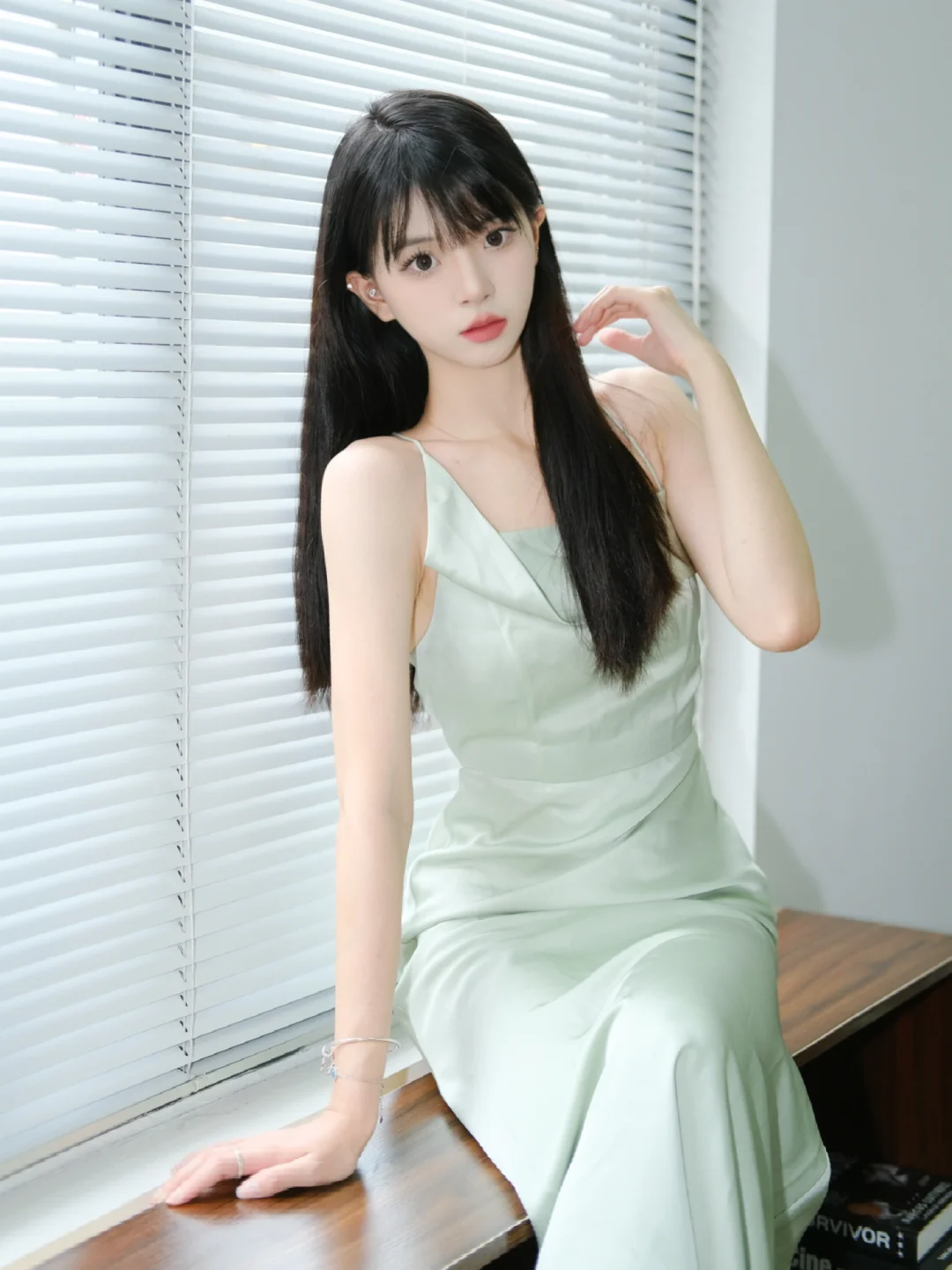 清冷感还得是黑长直
