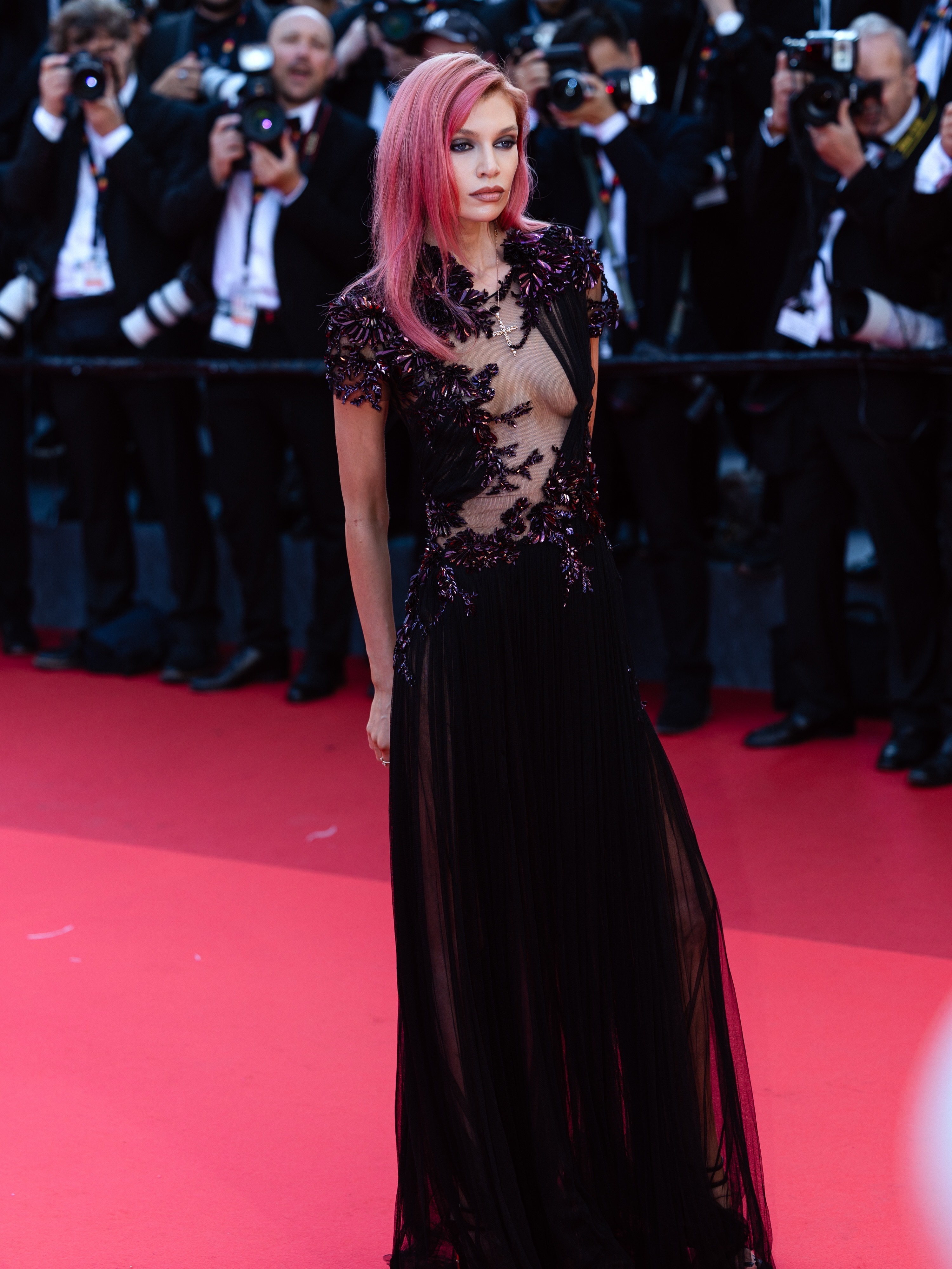 超模 Stella Maxwell 戛纳电影节look (礼服来自Gucci) 