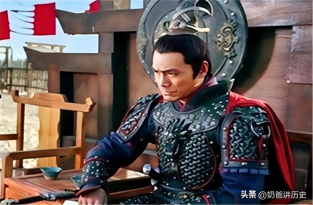 秦桧也曾经迫害过韩世忠，韩世忠的做法就是，啥都不说，身穿布衣孤身一人进皇宫，抱着