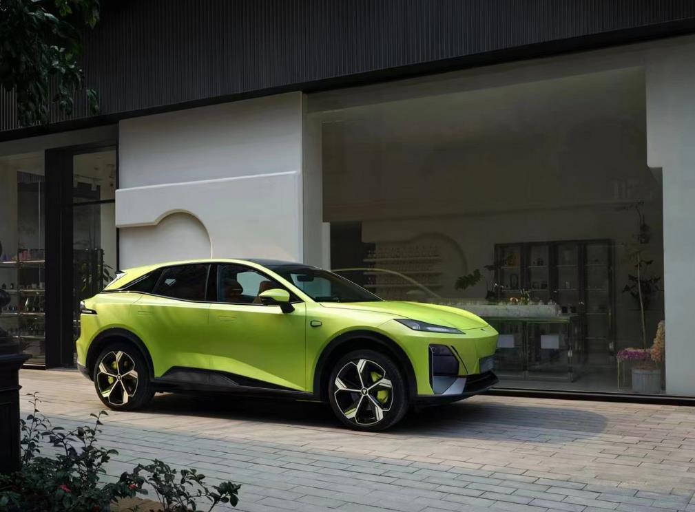 快年底了，奖项也多起来了。

深蓝S07荣膺2025驰誉奖“年度卓越座舱奖”。