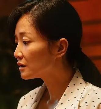 郭柯宇的“重新被看见”，并非一场精心策划的翻红，更像是一次褪去所有包装后，真实生