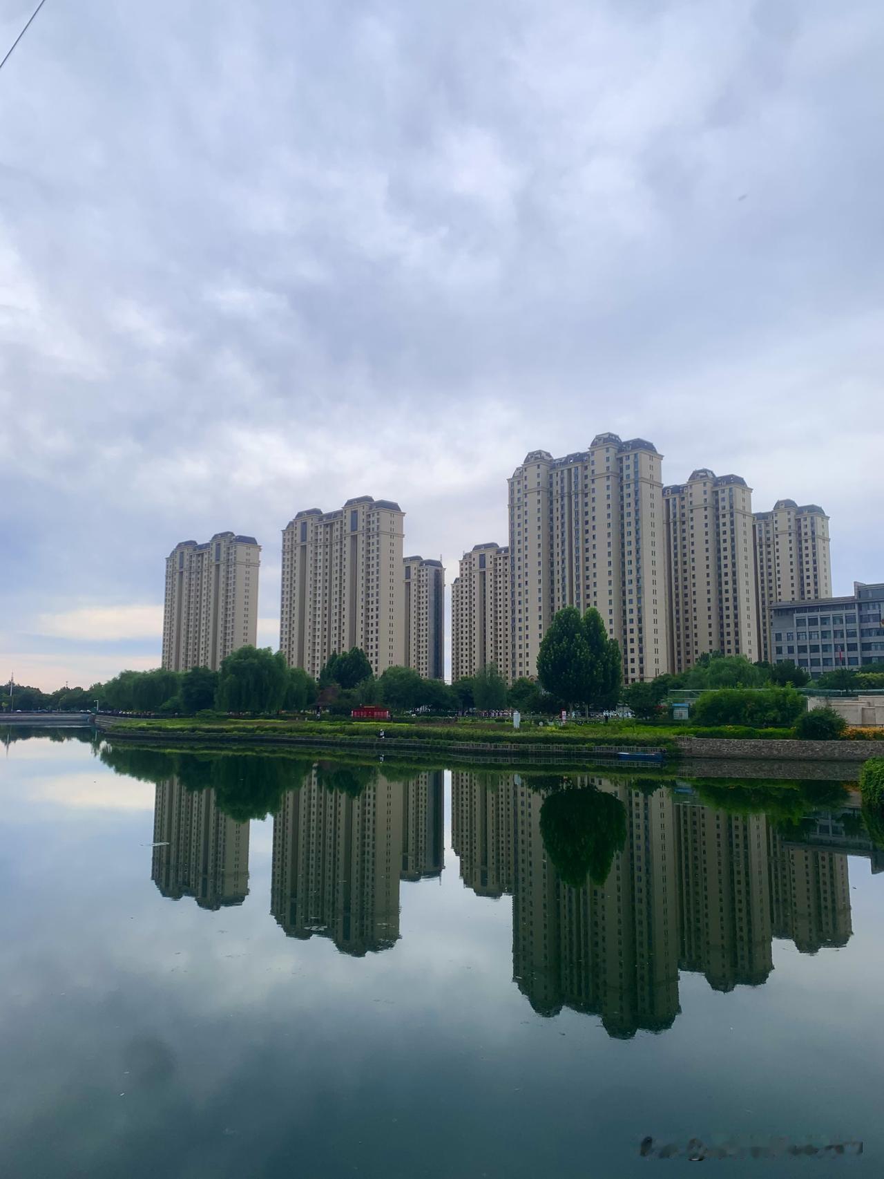 记录我的2026每天骑行10公里，打卡牛尾河公园，拍到白荷花。随拍 晒图笔记大赛