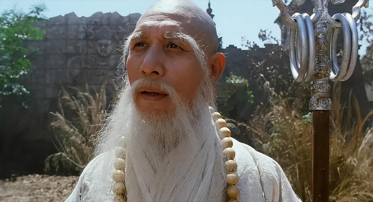仙风道骨的道士总给人一种超凡脱俗的感觉，他们手持法器，真像从古代神秘世界穿越而来