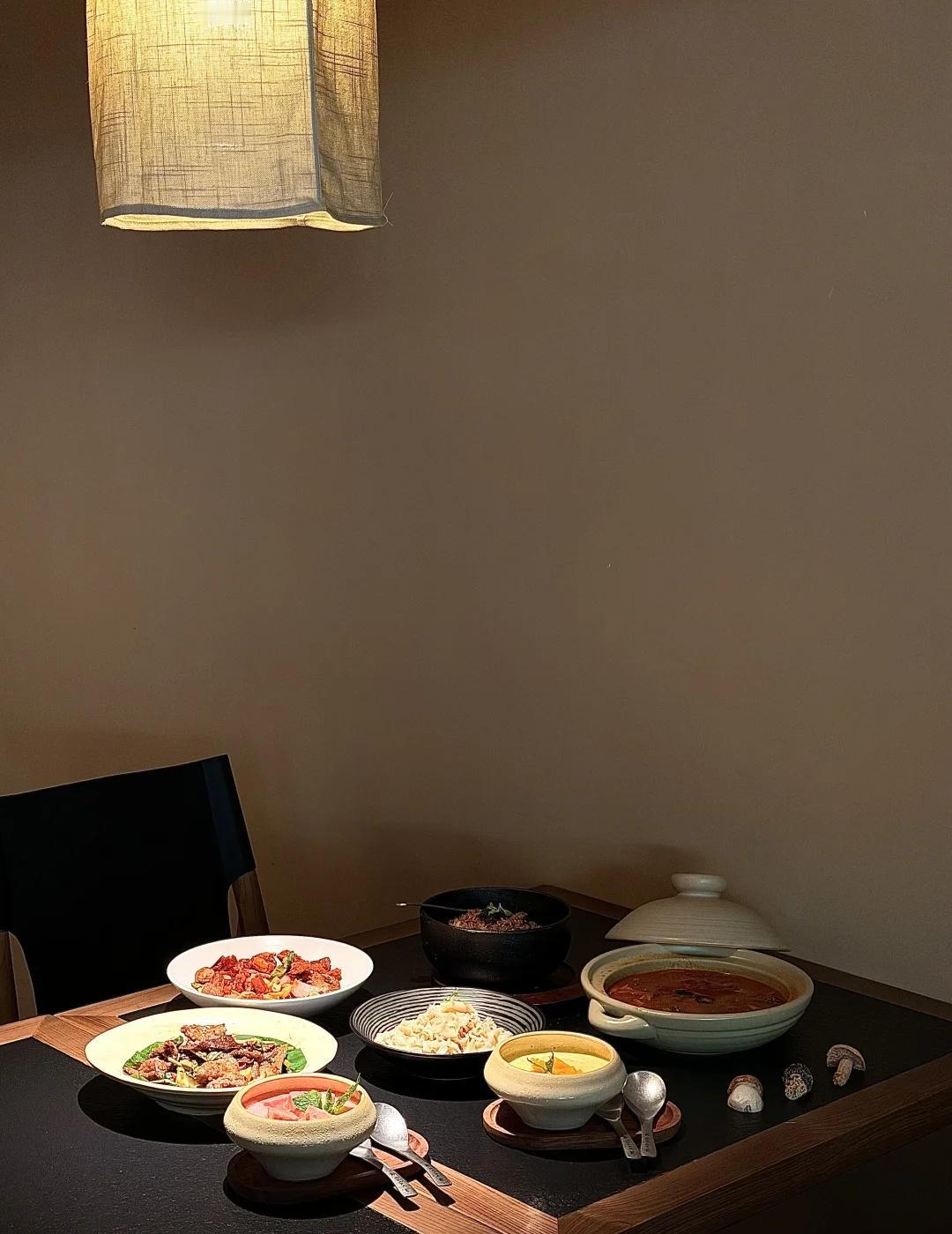 黄埔！！ 新的！！漂亮饭餐厅
黄埔新的！！！我最爱的bistro
特意错峰和朋友