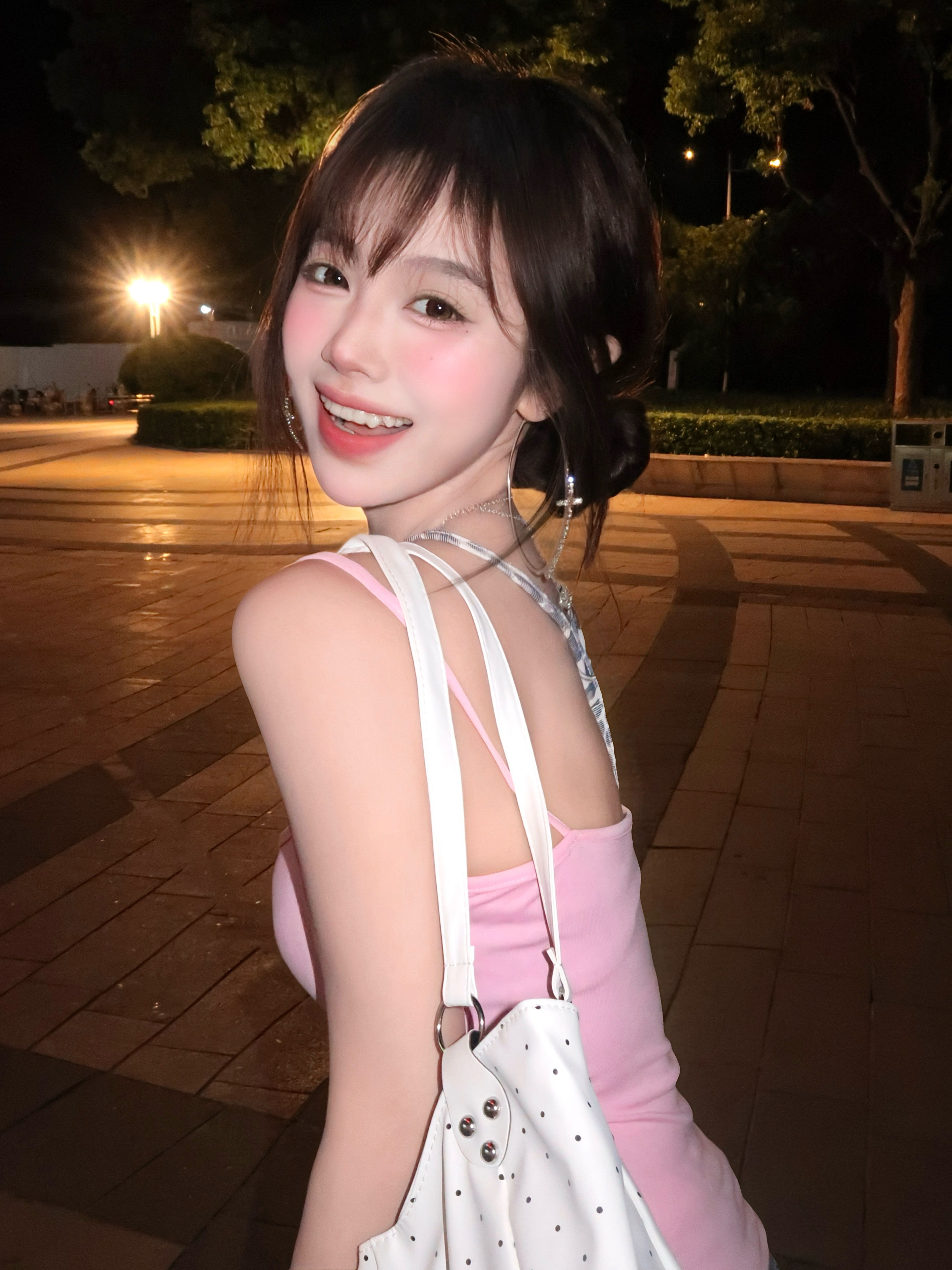 是爱非爱 