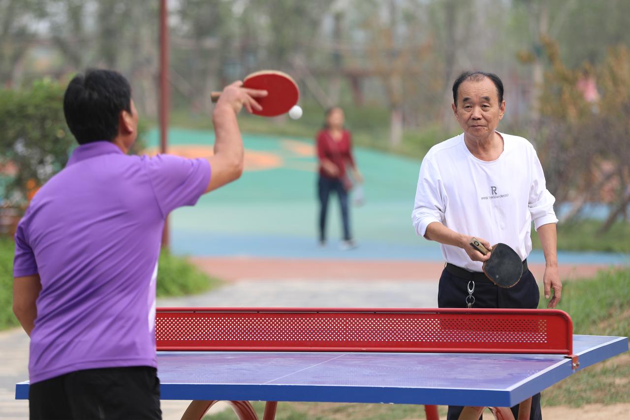 亚洲各国男性适合什么体育运动？

中国：乒乓球、各种棋类
日本：柔道、棒球
韩国