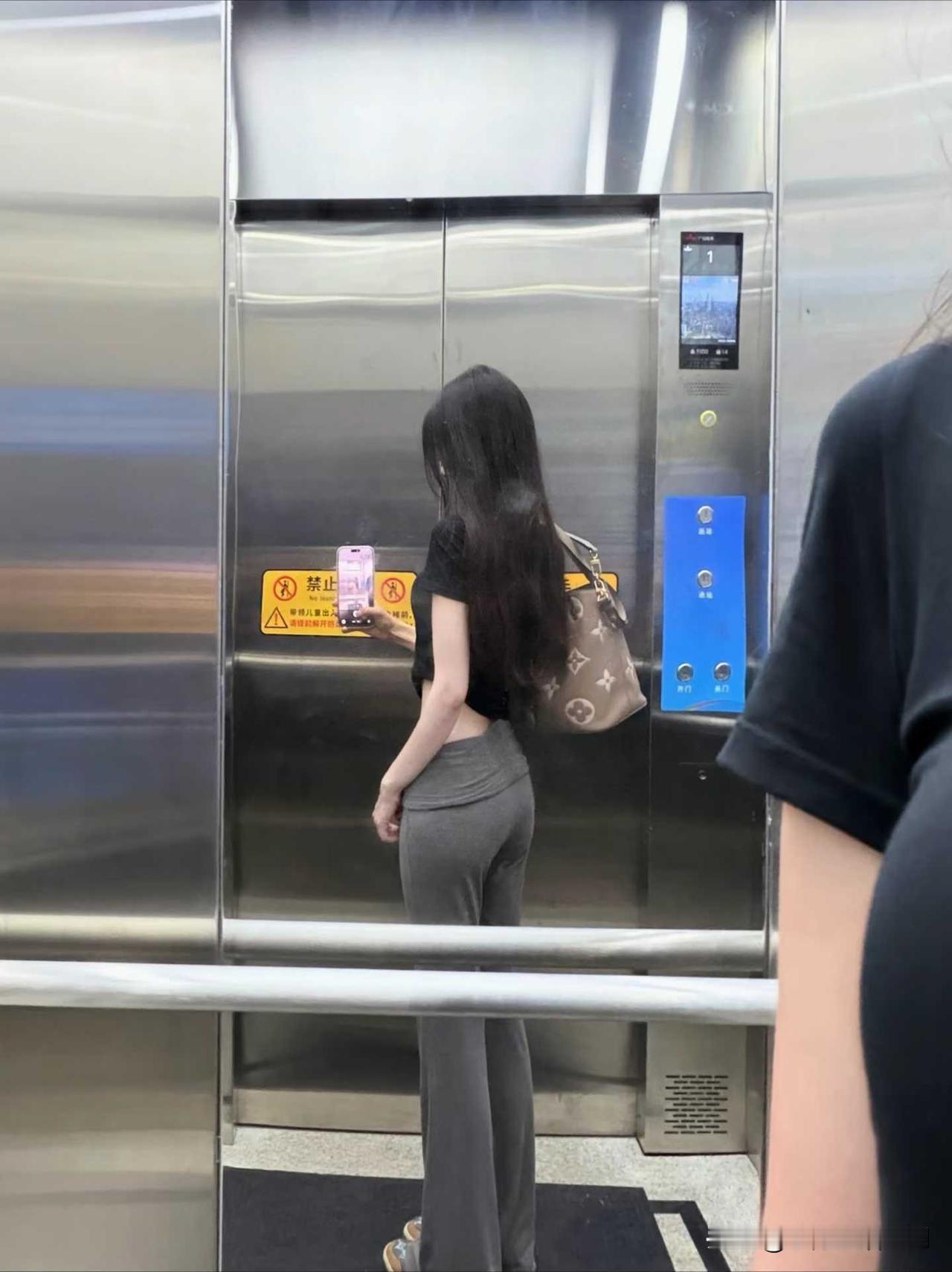 很久没排我上课了，今天终于给我安排上了[灵光一闪][加油]（我要练两个小时）