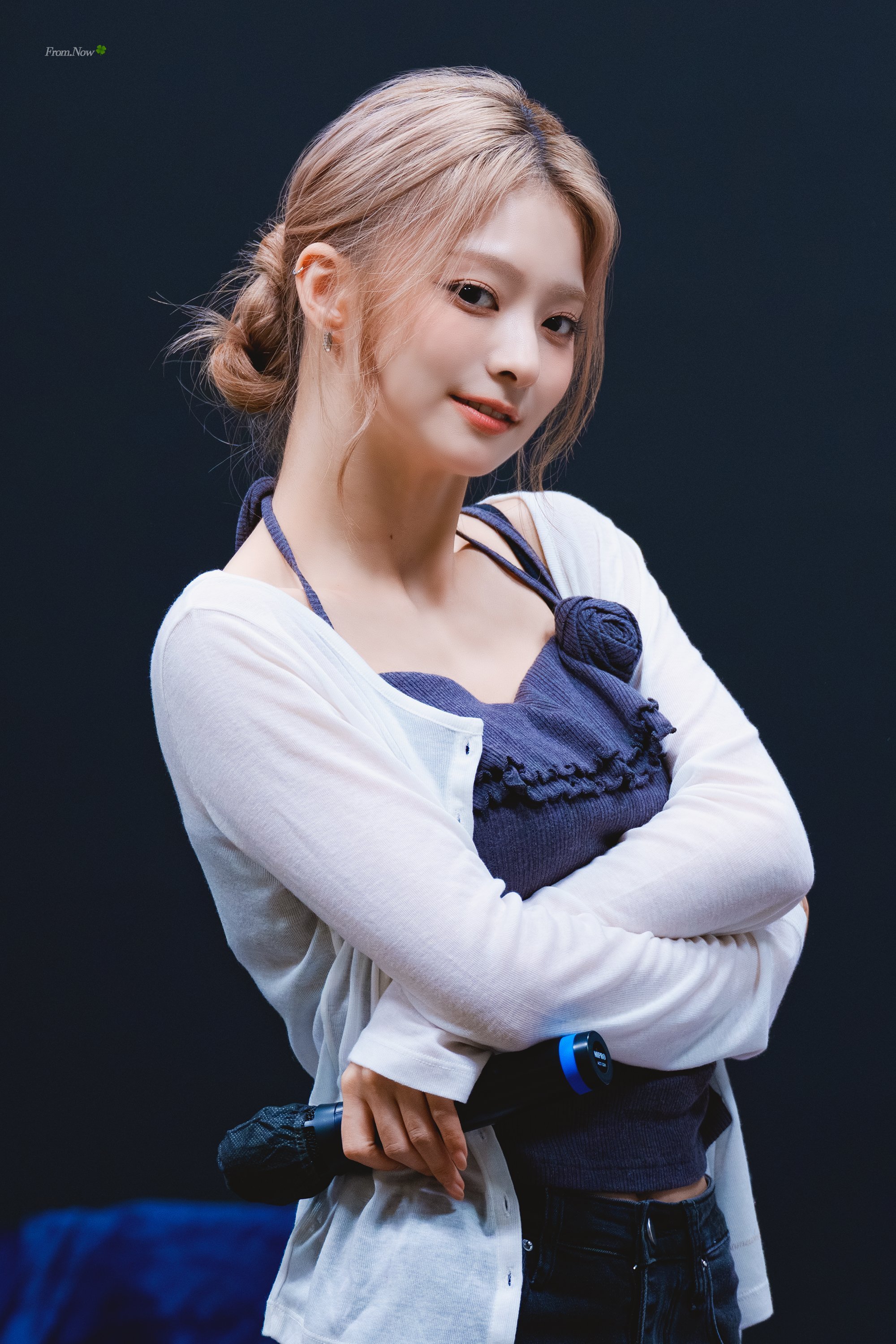 李娜炅[超话]  🐣氧气笑颜李娜炅 260823 JP签售 饭拍HD©From