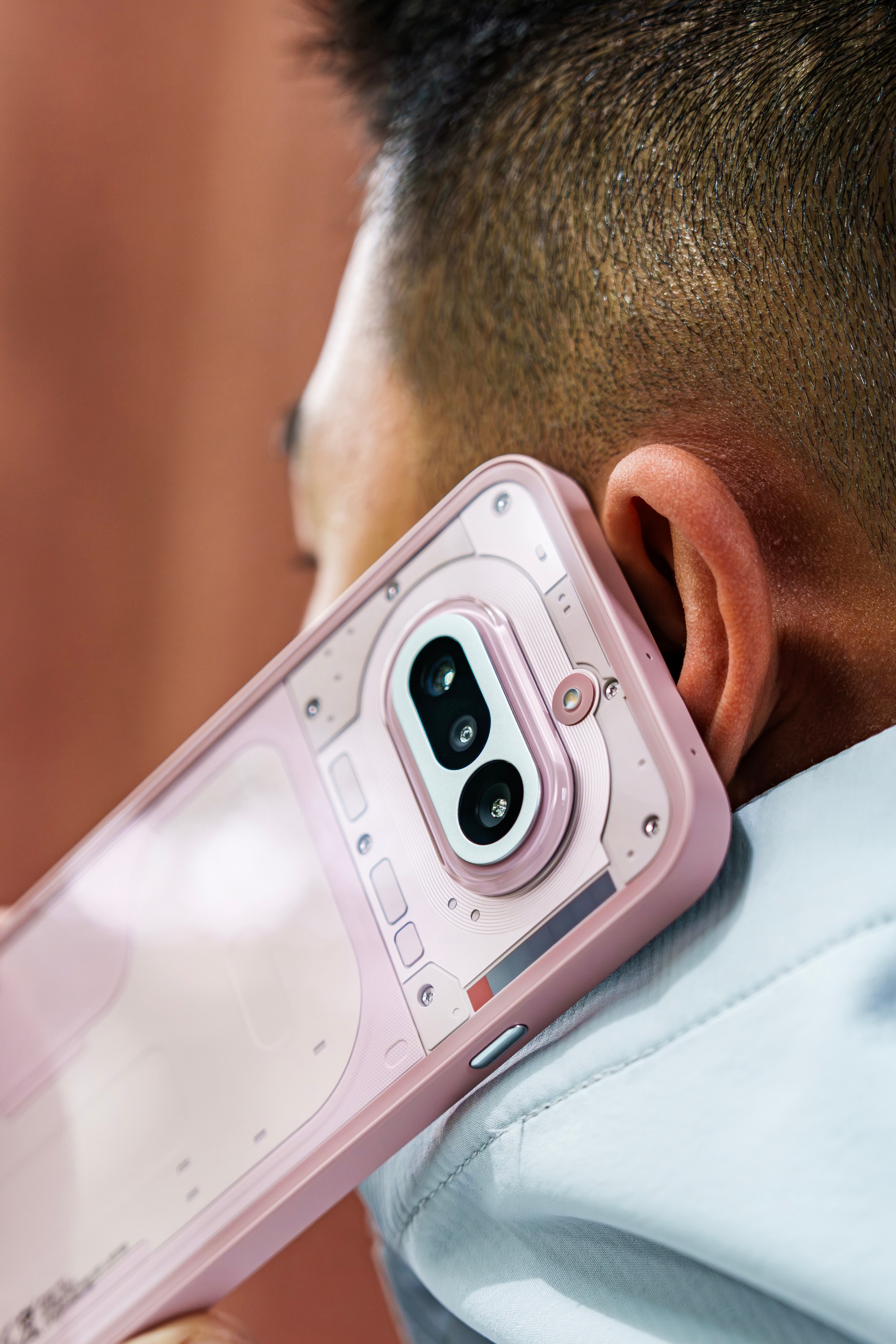 这台粉色版 Nothing Phone(4a)我已经用了一段时间了，有一说一啊，