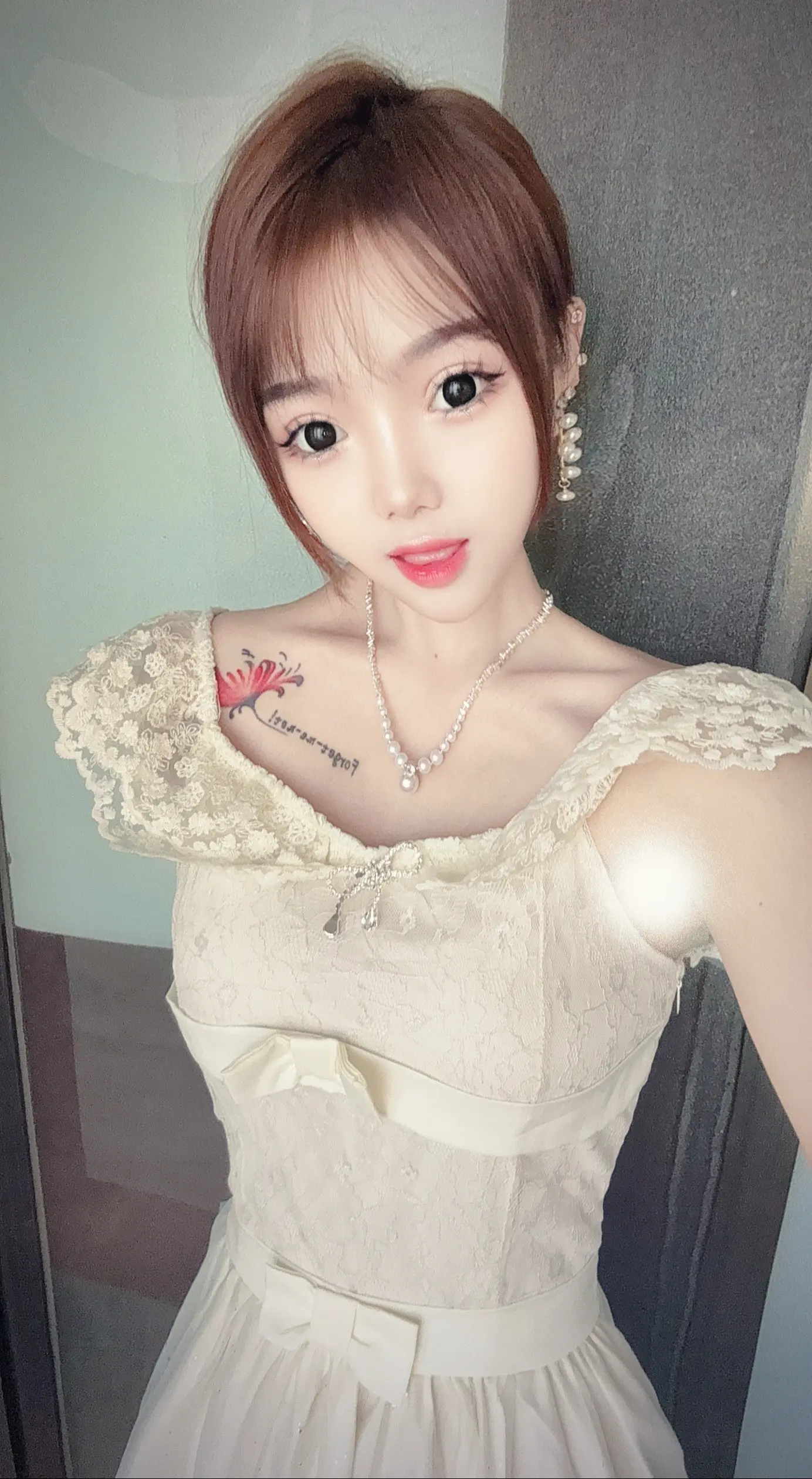 发型跟着穿搭走。。。