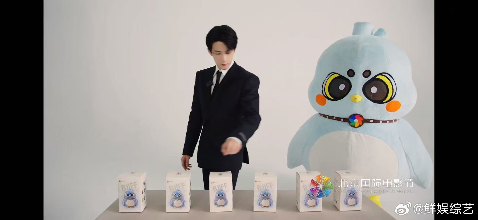 檀健次邀请粉丝上红毯2026年北影节能被檀健次邀请走上北影节红毯，这也太有排面了