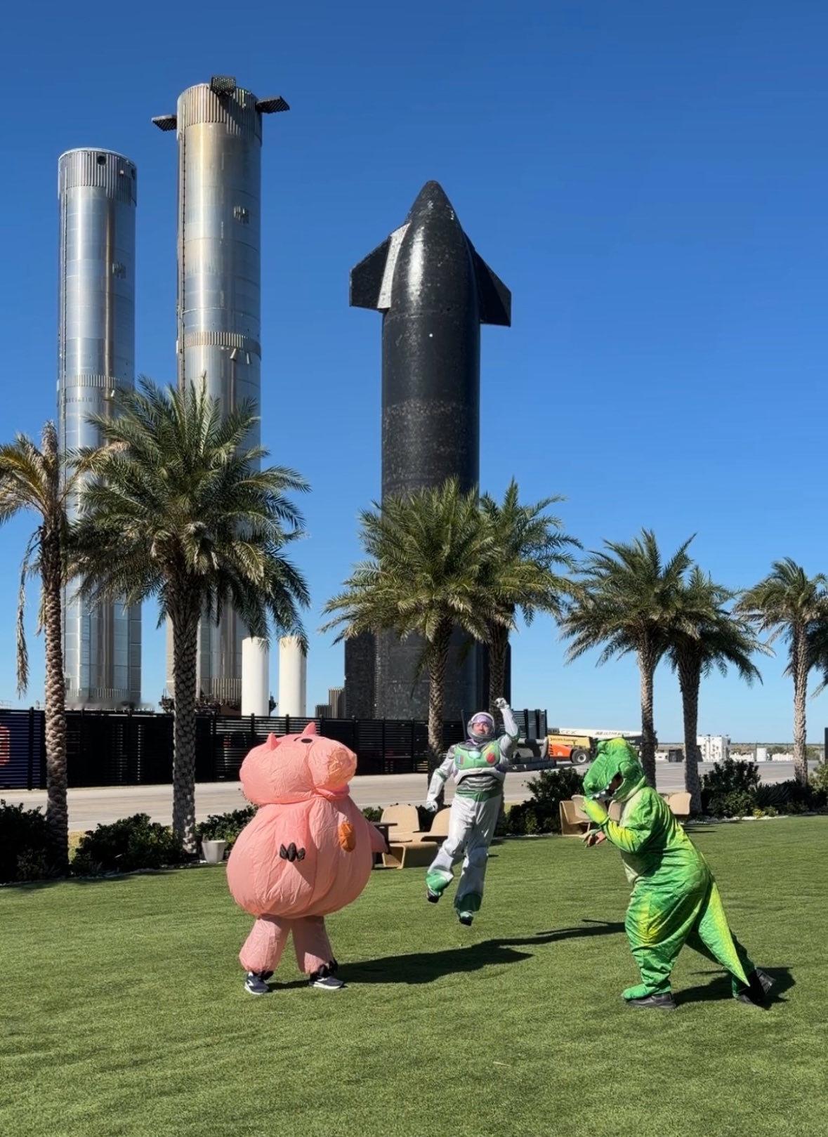 网传SpaceX星舰14飞定档9月18日20:15网上近日流传，SpaceX星舰