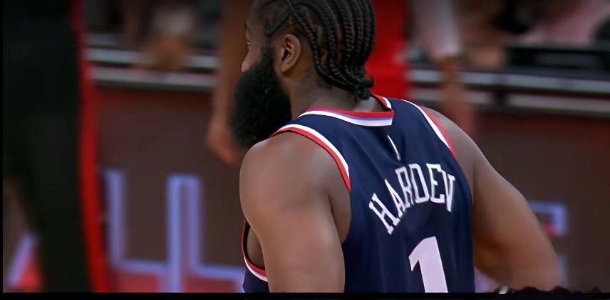 伦纳德防死杜兰特！快船半场54比51火箭！杜兰特半场被快船防到半场仅得3分！投篮