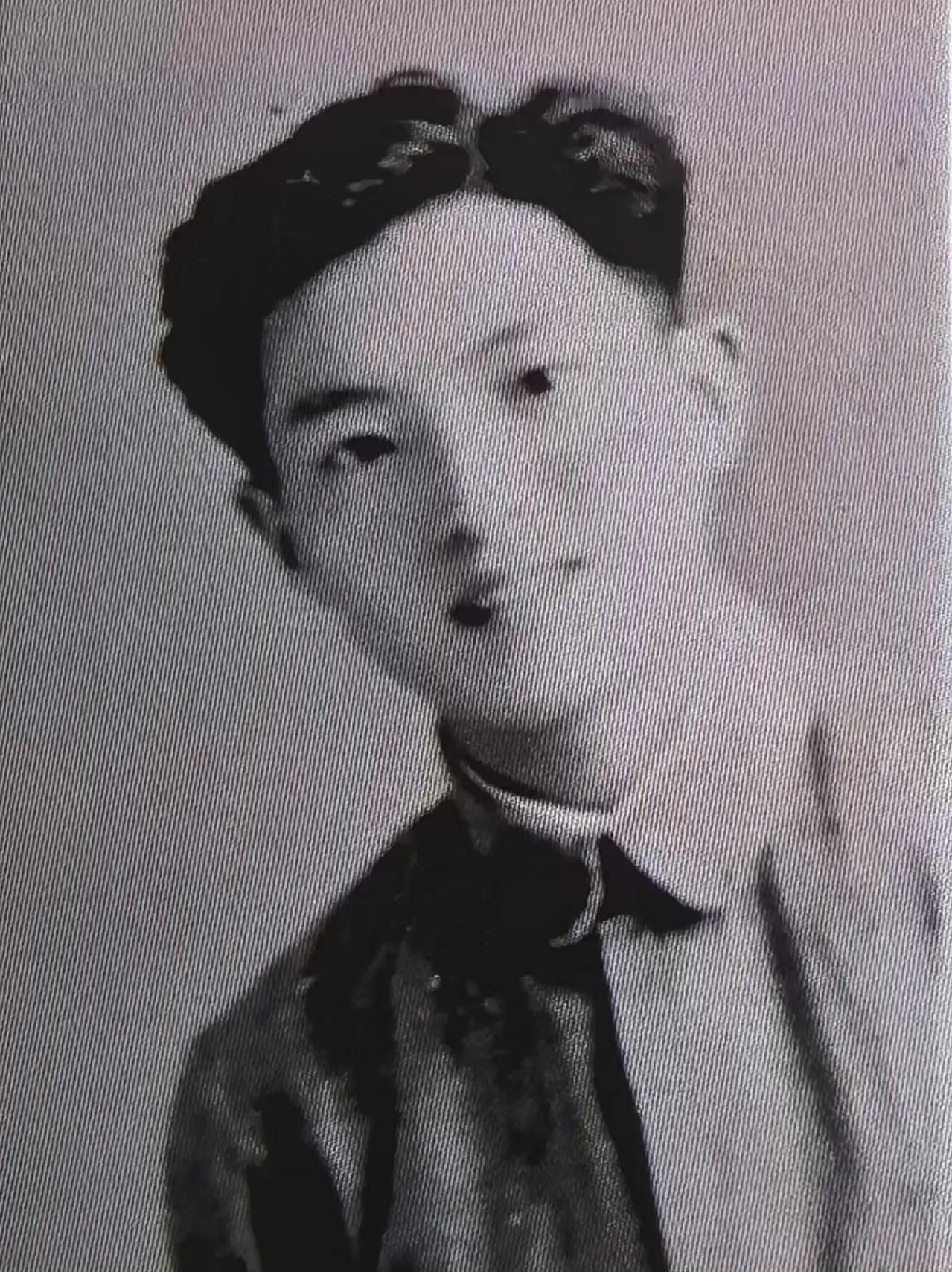 五、力劝家长支持子女报考大学，让社会增加2名高级人才
 
1981年高考填报志愿