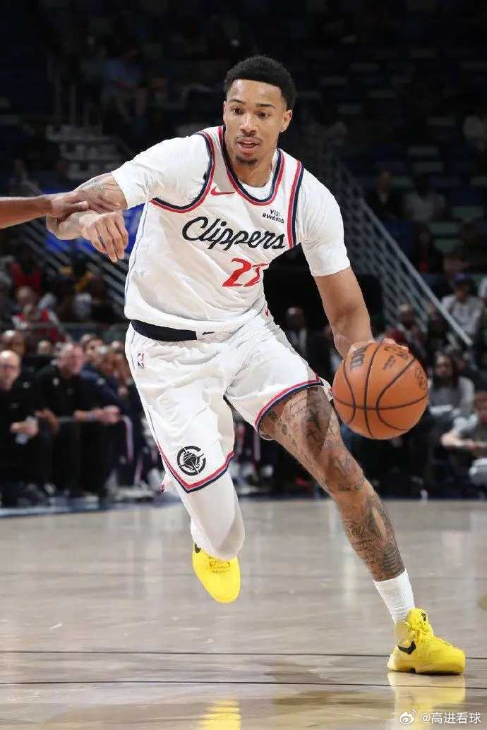 小卡伤停！快船背靠背遭鹈鹕双杀吞4连败 墨菲27分小琼斯22分北京时间3月20日