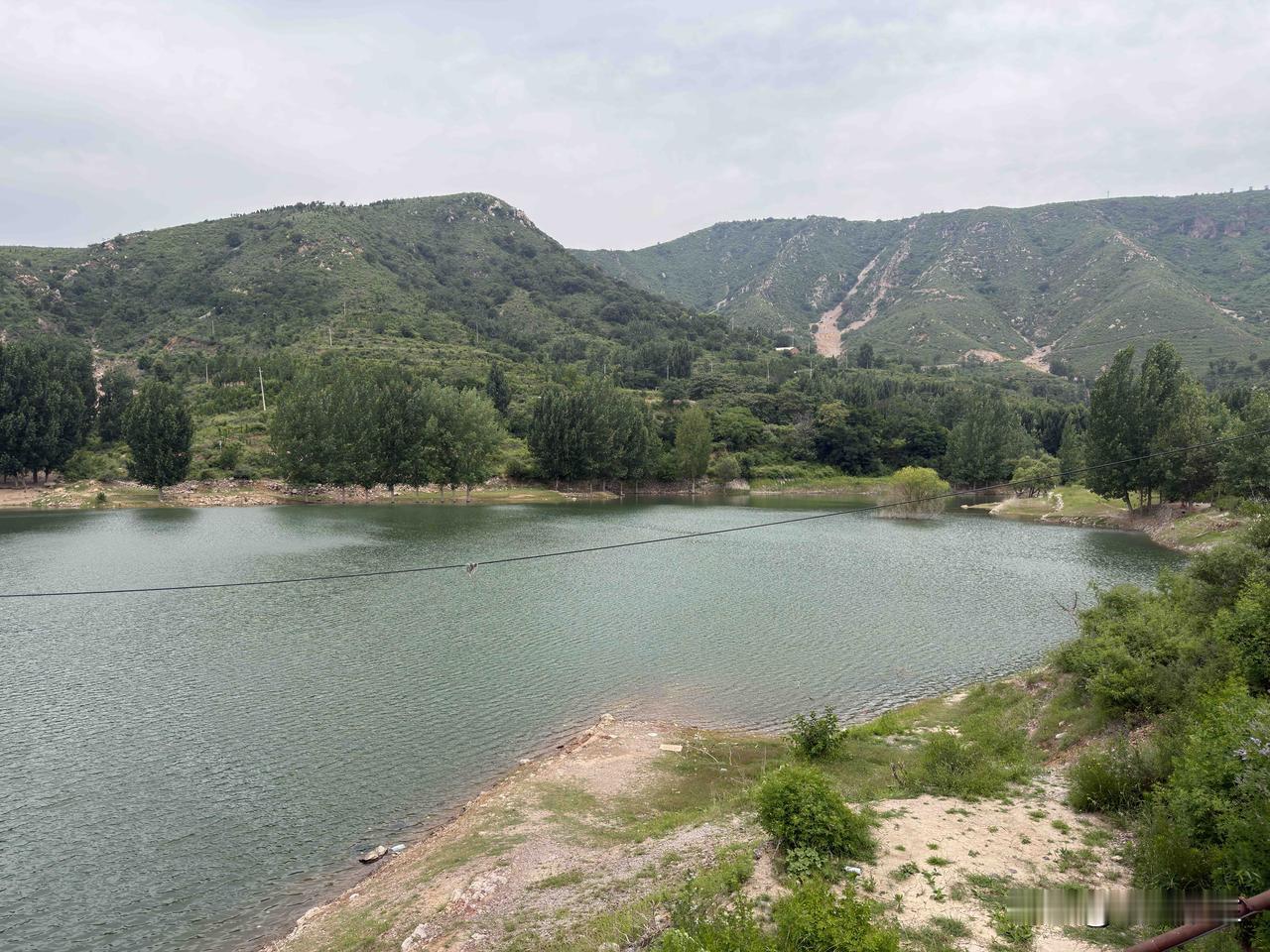 【6月10日钢坯早报】

昨天钢坯跌10块，稳了三天了后跌了10块。

现迁安3