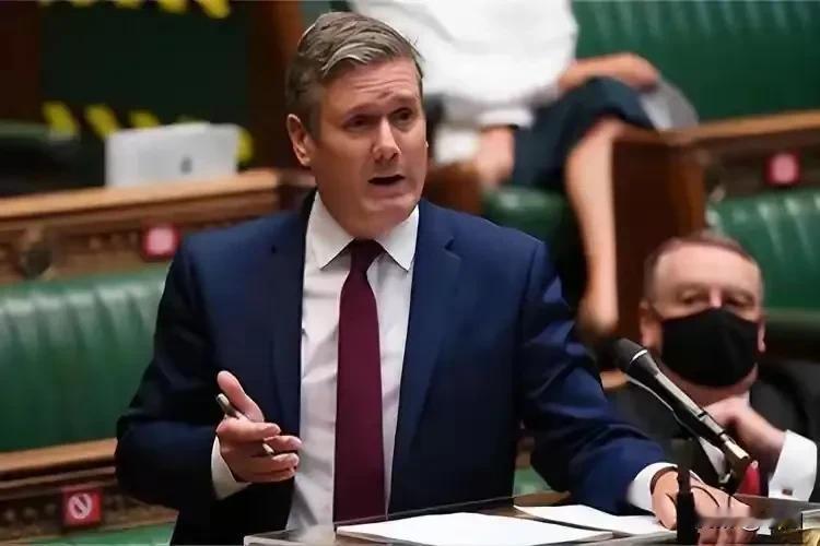 英国首相被特朗普逼急了，借媒体向特朗普发出了灵魂拷问！自从访中归来，这段时间斯塔